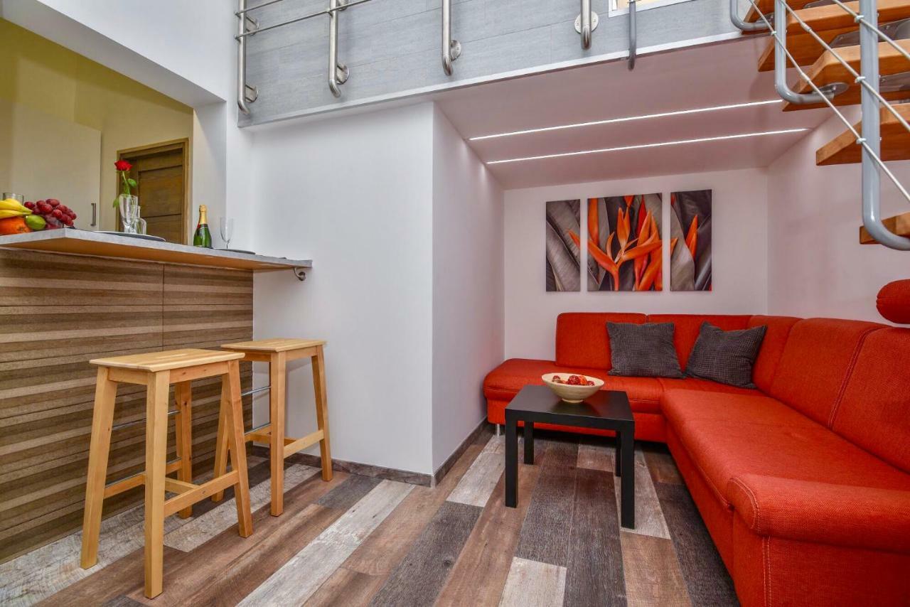 Heart Apartment With Free Private Parking Budapest Exterior photo